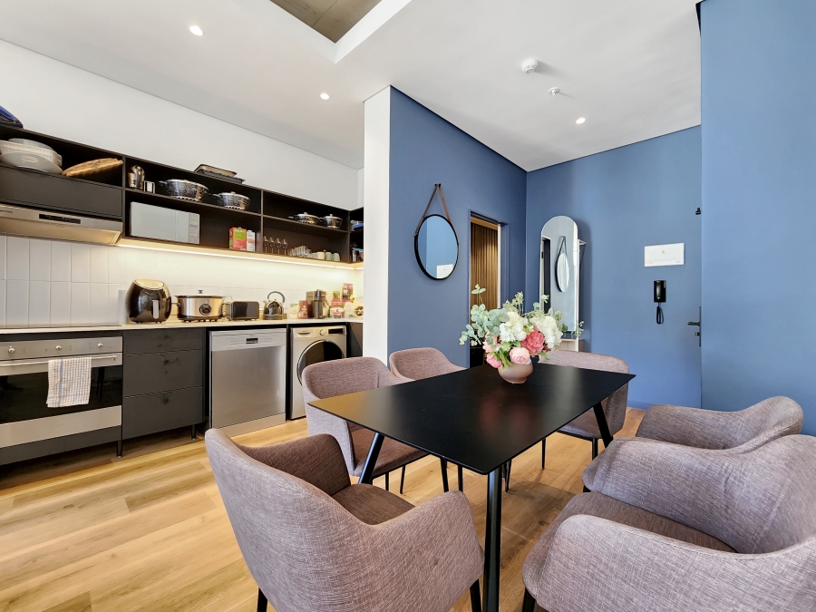 2 Bedroom Property for Sale in Sea Point Western Cape